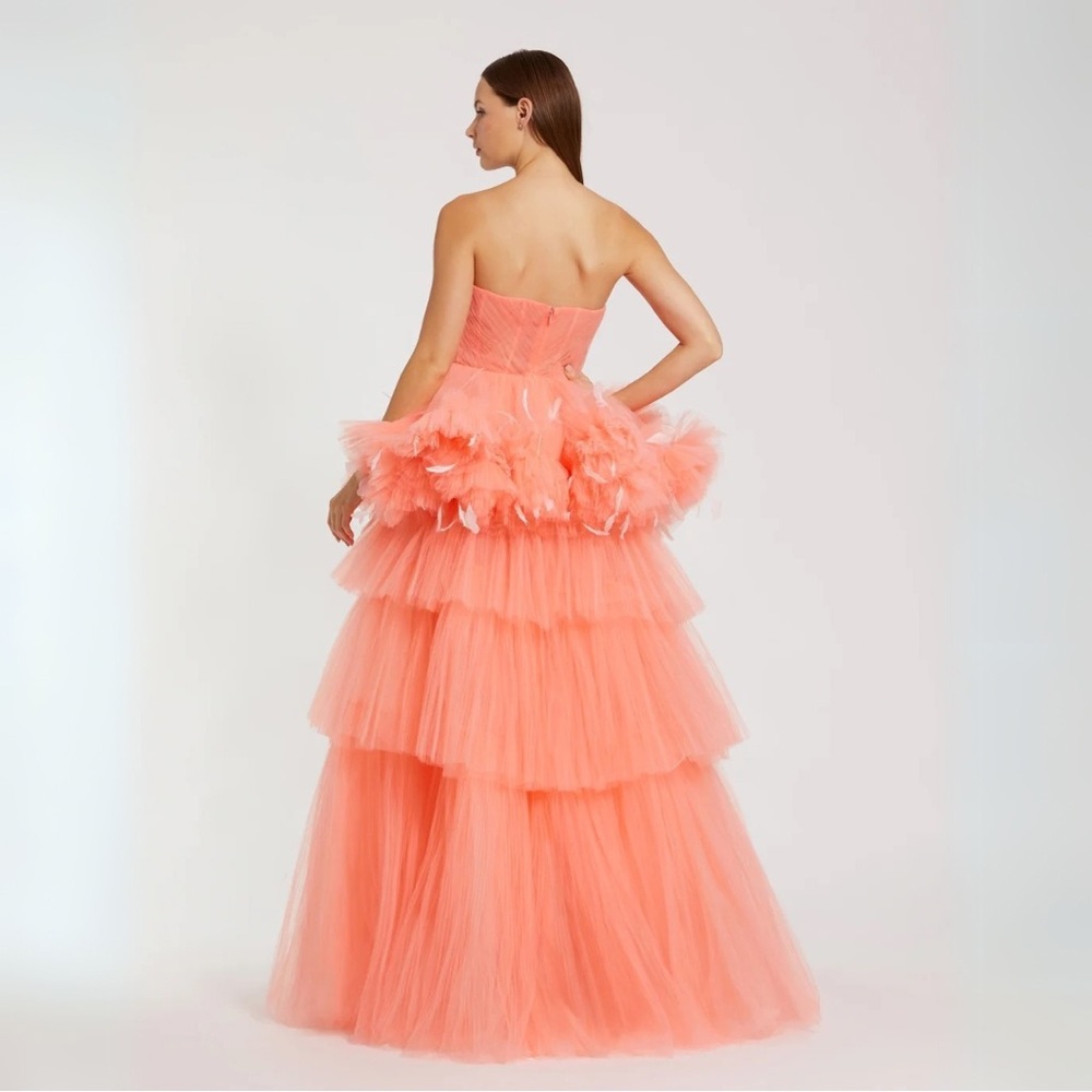 Mac Duggal Coral Strapless Sweetheart Tulle Gown w. Feather Detail 20572 size 2 - Picture 2 of 6